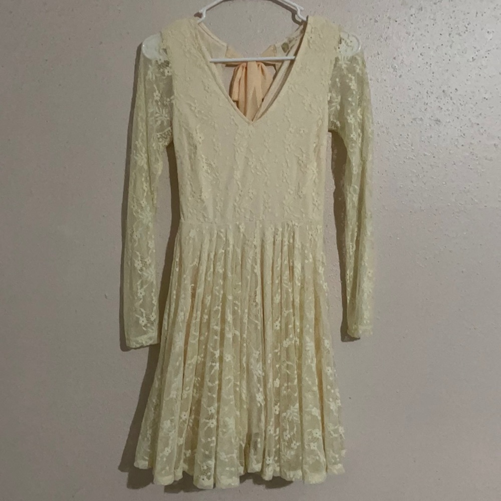 Cream colored long sleeve dress size XS